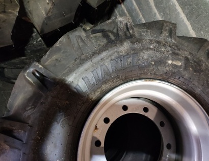 1 kos pnevmatike   Alliance 224 18-19.5 16 PR TL, na jeklenem platišču