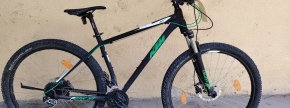 1	Vrsta premičnine: rabljeno gorsko kolo
Znamka: KTM Peak XT
Opis: 29 col, okvir 48 cm, črne barve,š