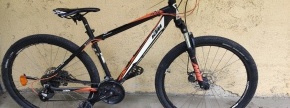 1.	Vrsta premičnine: rabljeno moško kolo
Znamka: KTM Peak
Opis: št. okv. : K50702067
2.	Vrsta premič