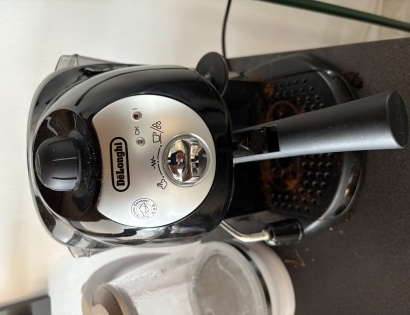 Aparat za kavo Delonghi