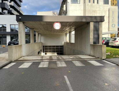Garaža - Šišenska cesta 12, 1000 Ljubljana