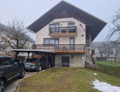Hiša - Godešič 11, 4220 Škofja Loka