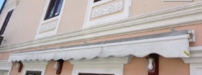 IZVLEČNA TENDA cca 5m (BELE BARVE)
