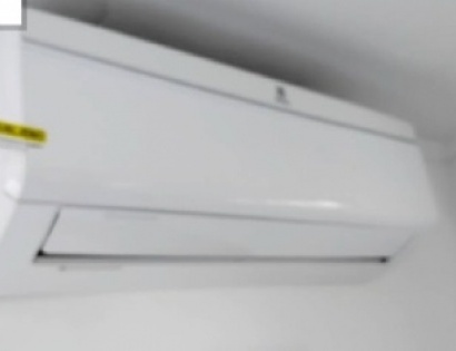 Klimatska naprava ELECTROLUX