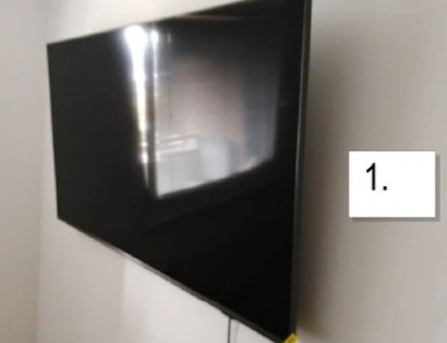 LCD TV PHILIPS