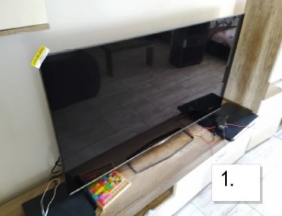 LCD TV PHILIPS