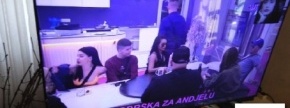 LCD TV SAMSUNG, VEČJI, BREZ ID