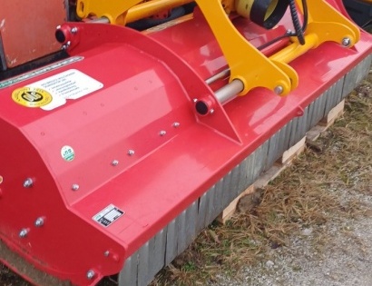 MULČER DOMINATOR 280,L.2025