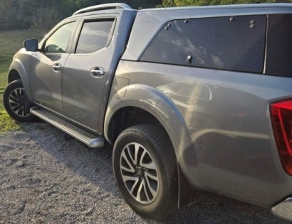 NISSAN NAVARA 2.3 / DCI AUT 4 x 4