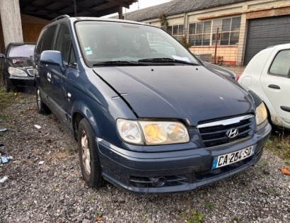 Os. avto Hyundai Trajet 2.0 CRDI, prva reg.03/2007, poreklo Francija