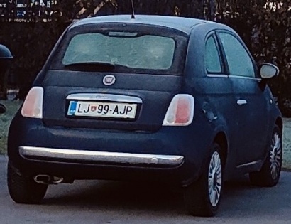 OSEBNO VOZILO FIAT 500 1.2
PRVA REG. 2008