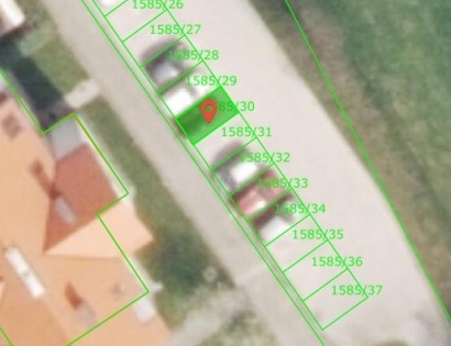 Parkirno mesto - Ulica heroja Marinclja, 1330 Kočevje