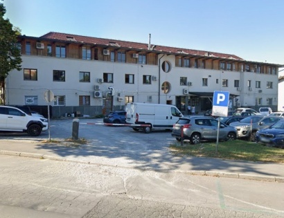 Poslovni prostori - Kolodvorska cesta 2, 1290 Grosuplje