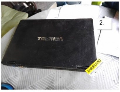 PRENOSNI RAČUNALNIK TOSHIBA