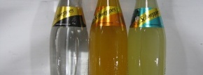 Prodajamo različno brezalkoholno in alkoholno pijačo;  vina, piva, sokove , žganje, mleko in kavo.
»