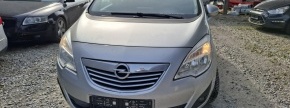 Rabljen  osebni avtomobil, OPEL MERIVA 1.7 DTI 16 V
Datum prve registracije: 21. 8. 2012- Francija