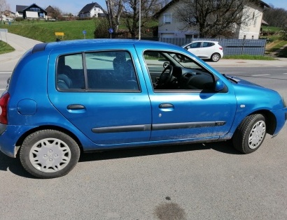 RENAULT CLIO 1.2
VIN:VF1BB05CF28000580
LETNIK:2002
PREVOŽENIH KILOMETROV: 183345