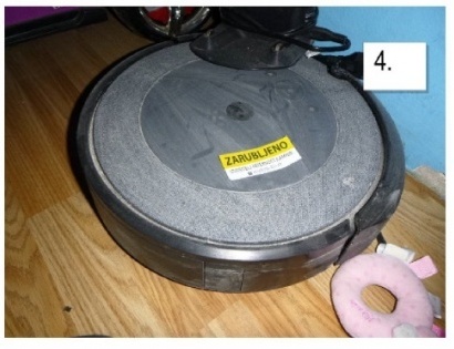 ROBOTSKI SESALEC IROBOT ROOMBA