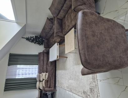 SEDEŽNA 2 X TROSED, 1 X DVOSED, 1 X FOTELJ 2.000,00