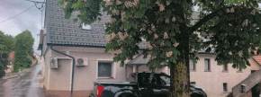 Stanovanje - Bevke 19, 1358 Log pri Brezovici
