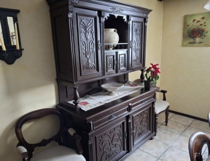 STARINSKA OMARA OREH, STARA CCA. 100 LET, RESTAVRIRANA 800,00