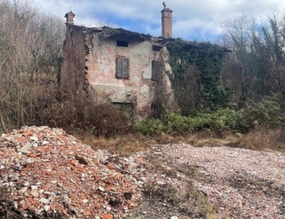 Stavbno zemljišče - Gradišče nad Prvačino, 5292 Renče