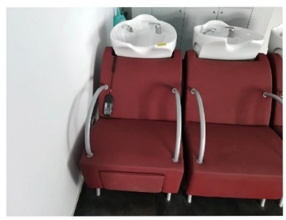 STOL ZA UMIVANJE LAS Z MOŽNOSTJO MASAŽE