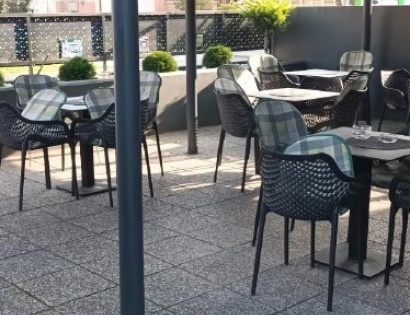 STOLI GOSTINSKI 10X (KOM.= 34,00 €)