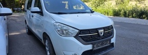 Tovorno vozilo furgon, Dacia Dokker 1,5/DCI, prva registracija 01.06.2017, na več mestih vidne manjš