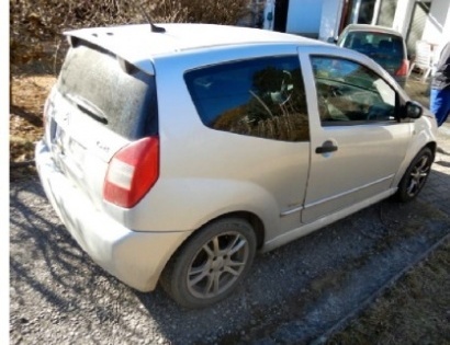 vozilo:CITROEN C2 / 1.4 / I;reg.št:MBV3-01N;št.šasije:VF7JMKFVC97304972;ključi:Izvršitelj NE razpola