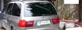 vozilo:SEAT ALHAMBRA / 1.9 / TDI AUT.;reg.št:KPIJ-103;št.šasije:VSSZZZ7MZ7V513661;ključi:Izvršitelj