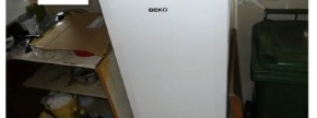 ZAMRZOVALNA OMARA BEKO